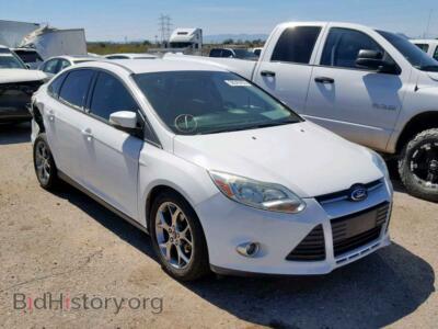 2014 Ford FOCUS SE, белый — VIN 1FADP3F27EL407705, Copart