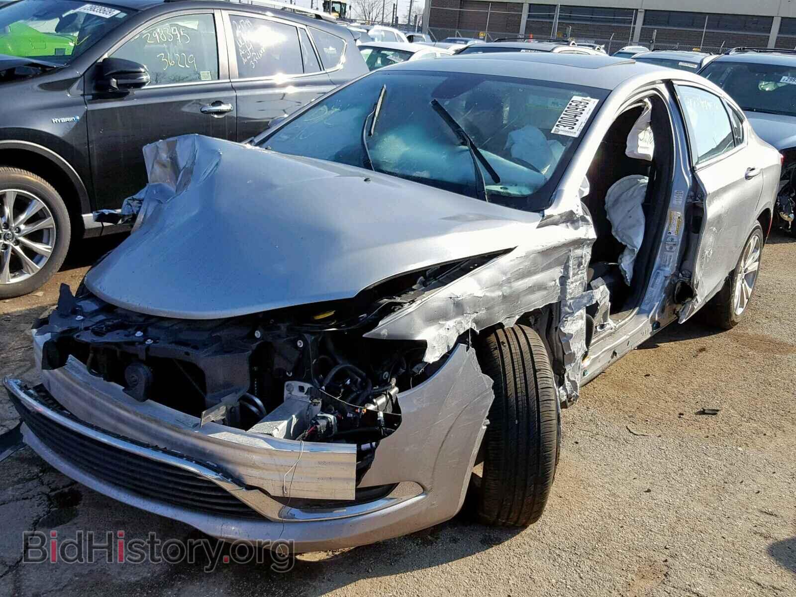2015 CHRYSLER 200 - VIN: 1C3CCCABXFN694847 - Photo 2