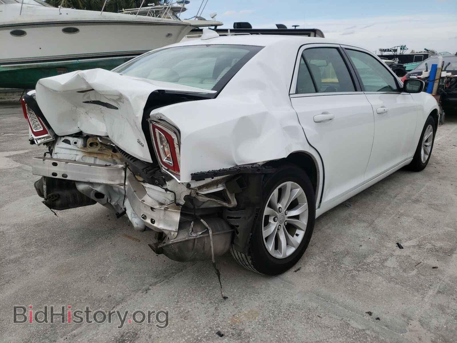2015 CHRYSLER 300 - VIN: 2C3CCAAG5FH872186 - Фото 4