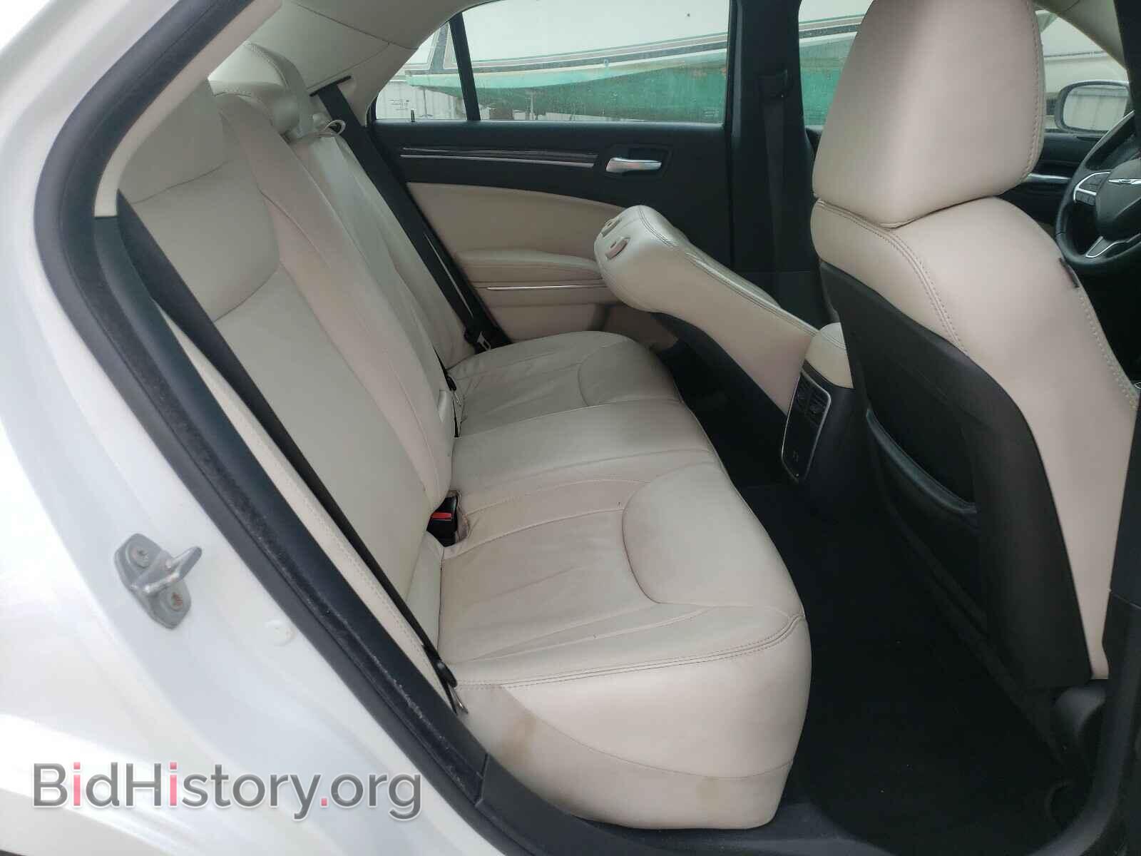 2015 CHRYSLER 300 - VIN: 2C3CCAAG5FH872186 - Фото 6
