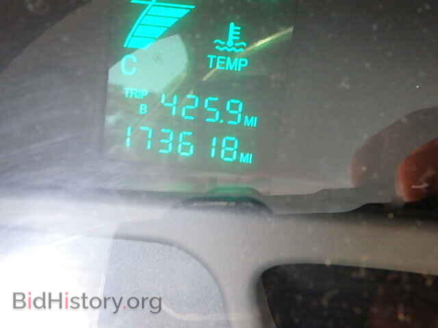 2005 CADILLAC DEVILLE - VIN: 1G6KD54Y85U207023 - Photo 8