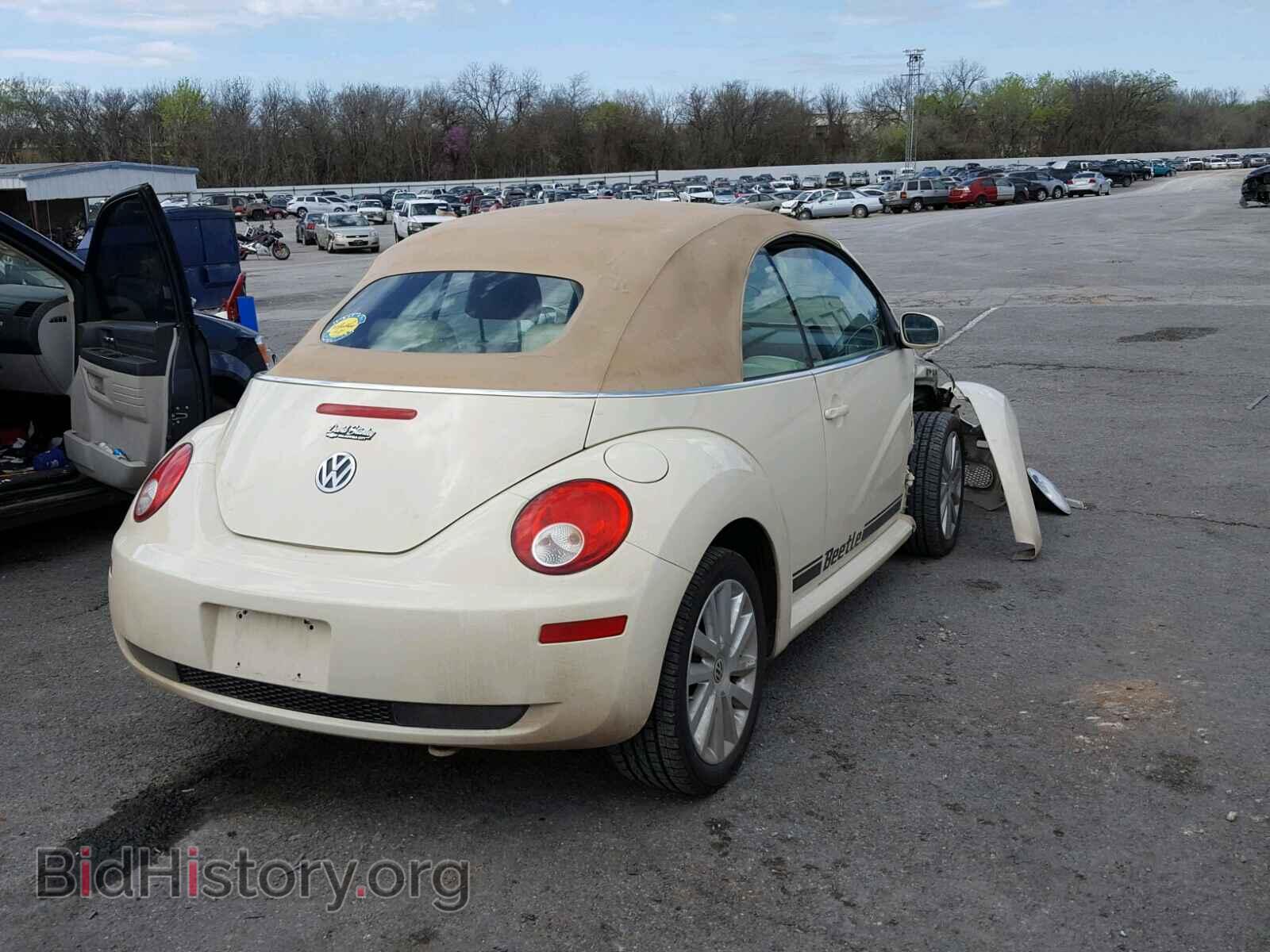 2008 VOLKSWAGEN BEETLE - VIN: 3VWRF31Y28M411367 - Фото 4