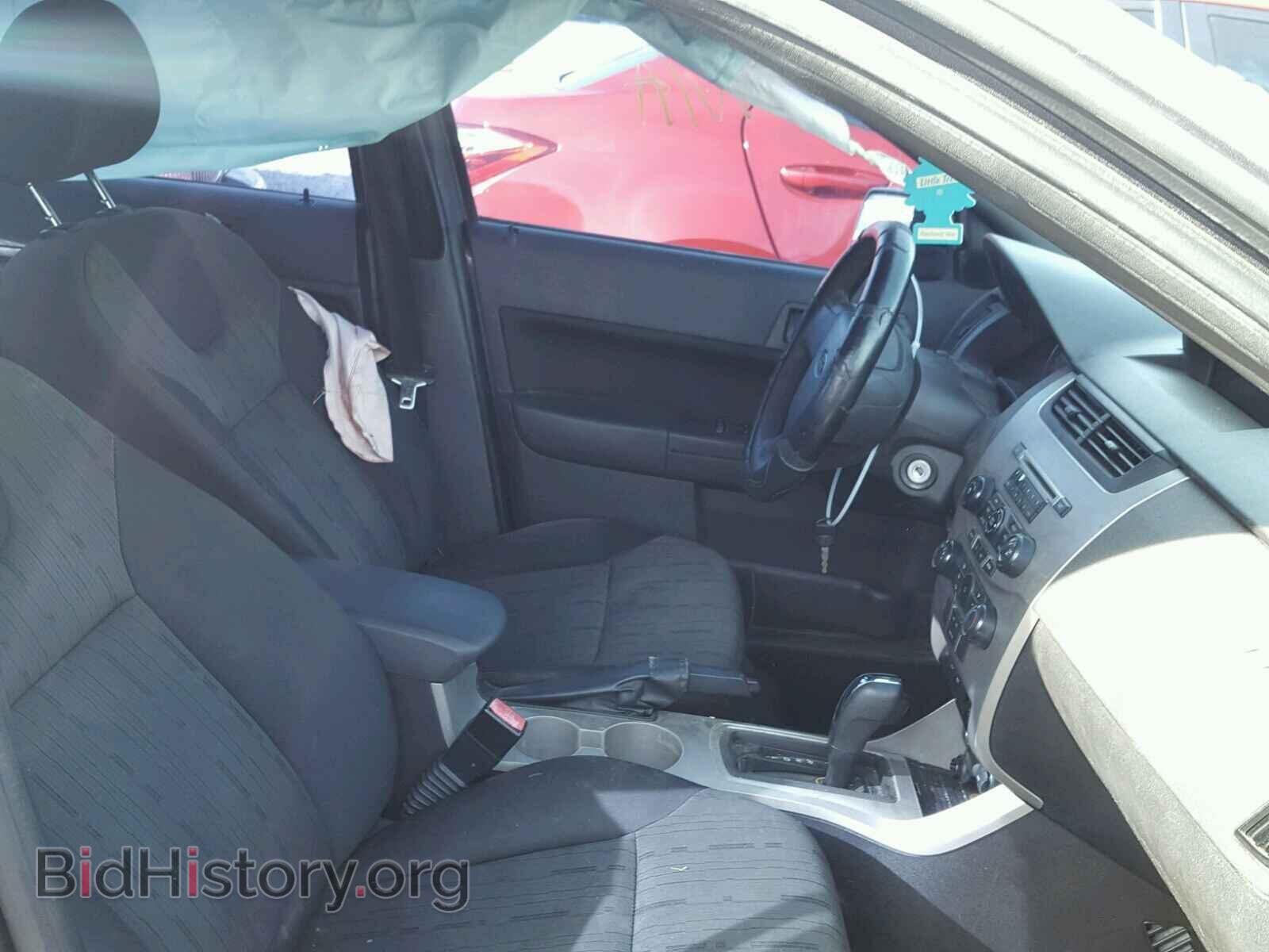2009 FORD FOCUS - VIN: 1FAHP35N09W267305 - Photo 5