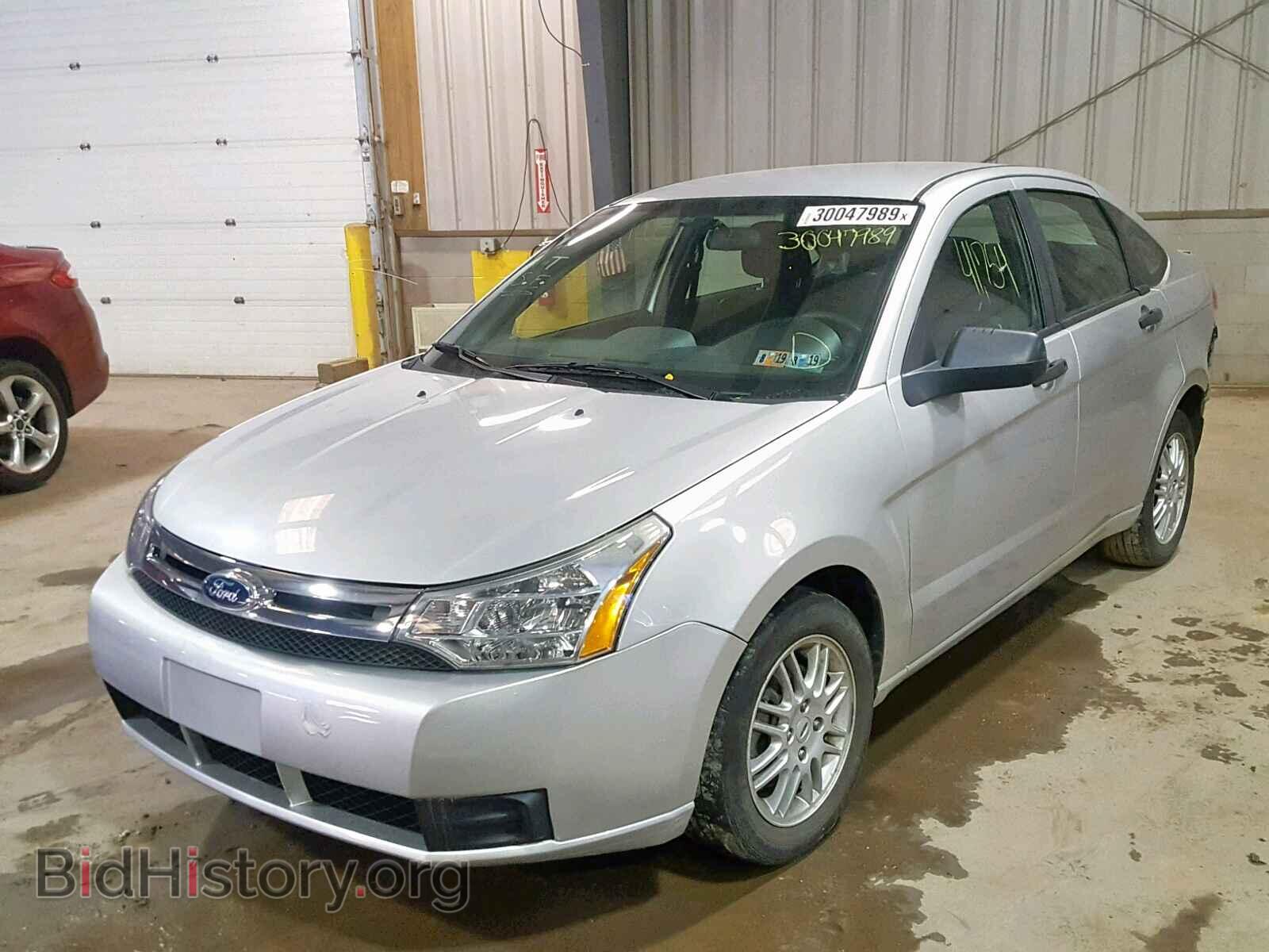2011 FORD FOCUS SE - VIN: 1FAHP3FN8BW195130 - Фото 2