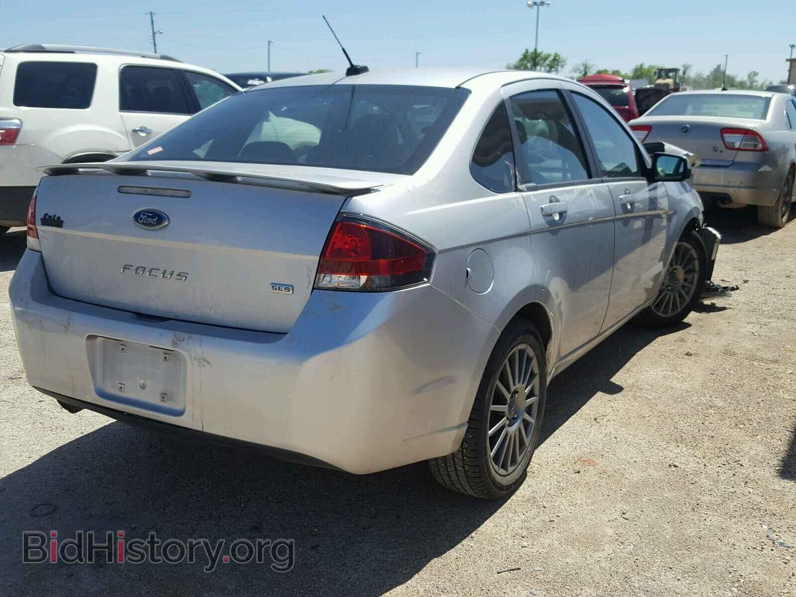 2010 FORD FOCUS - VIN: 1FAHP3GN4AW196613 - Photo 4
