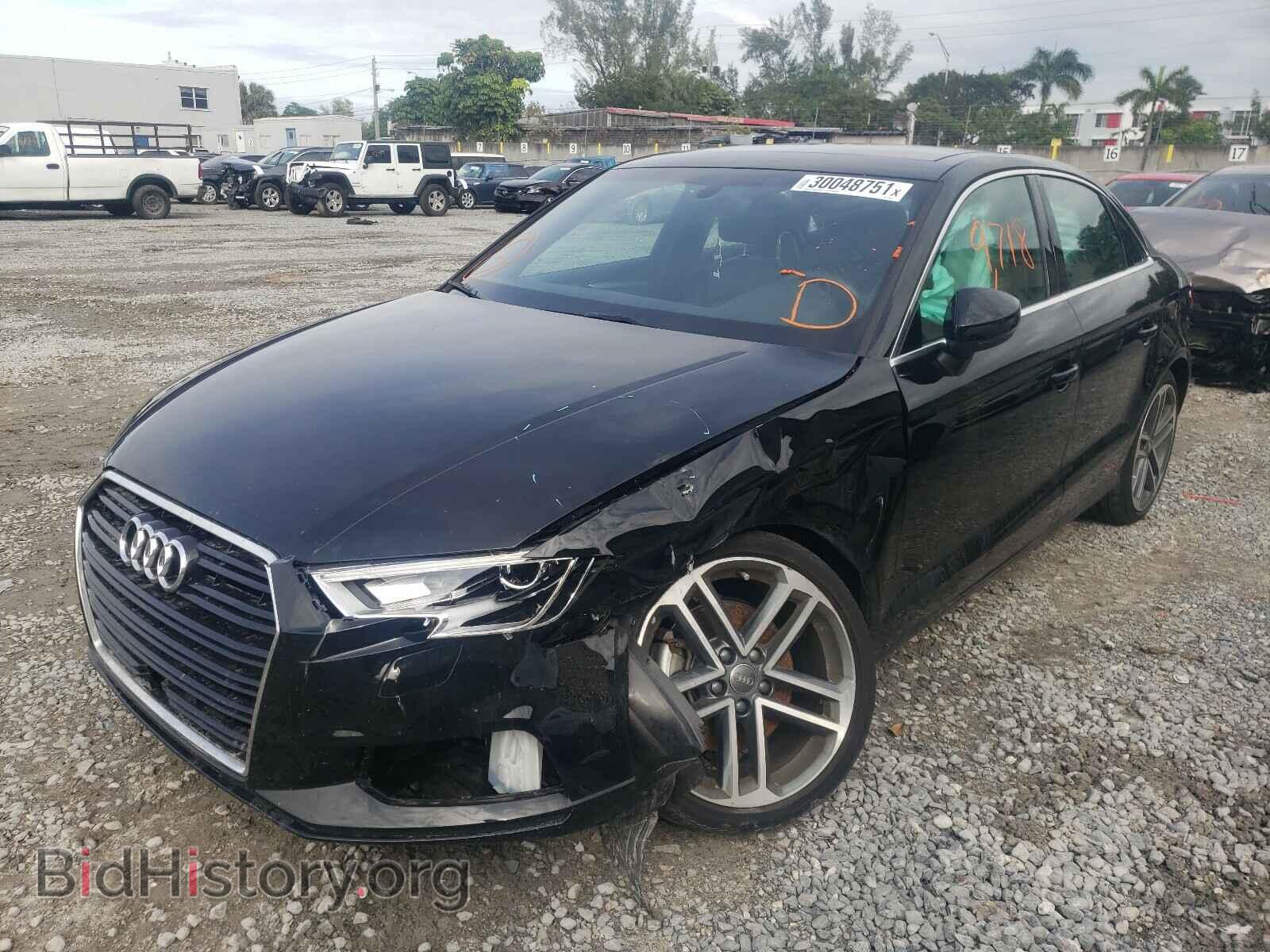 2019 AUDI A3 - VIN: WAUAUGFF0K1028775 - Фото 2