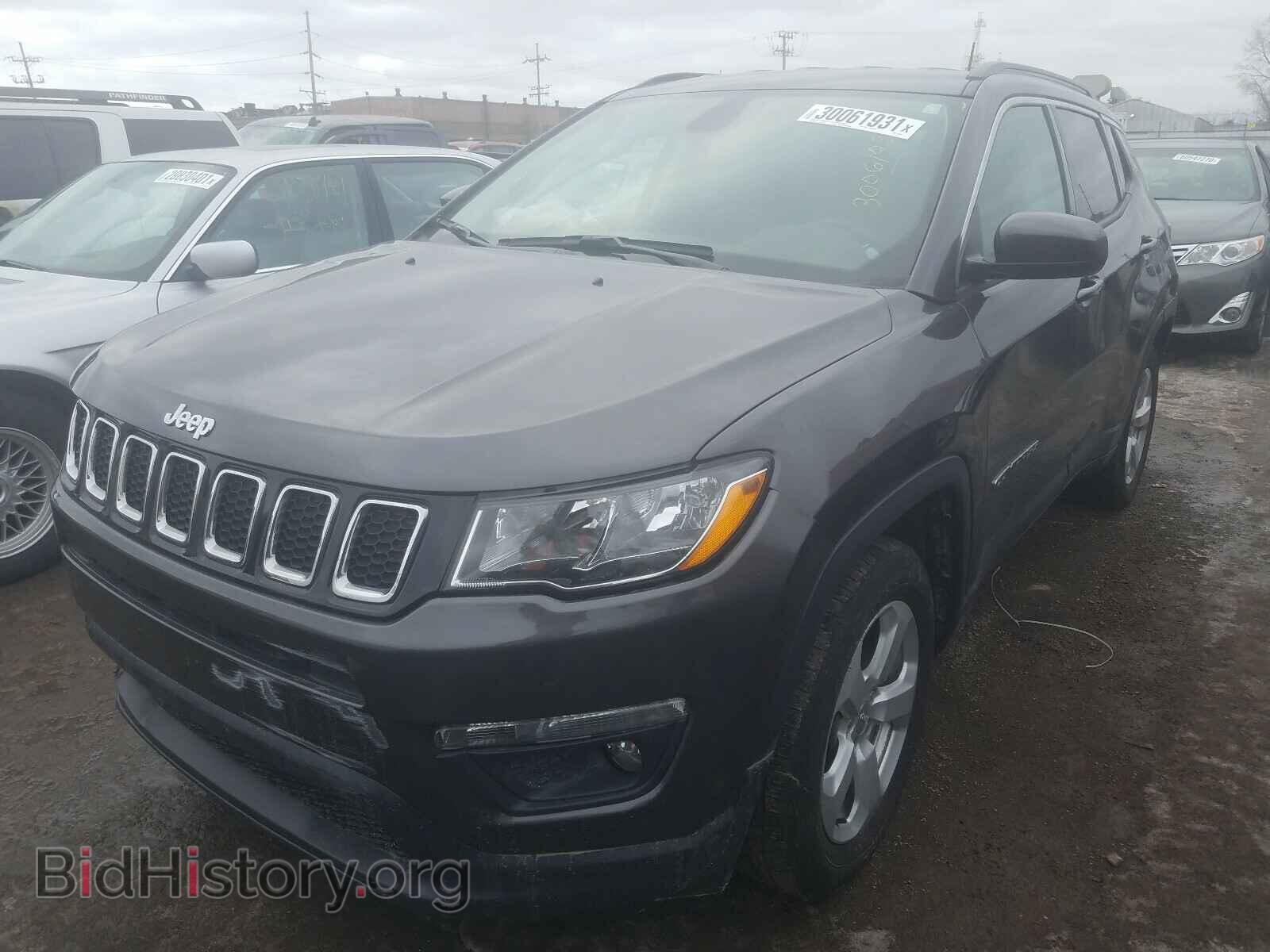 2018 JEEP COMPASS - VIN: 3C4NJCBB0JT300497 - Фото 2
