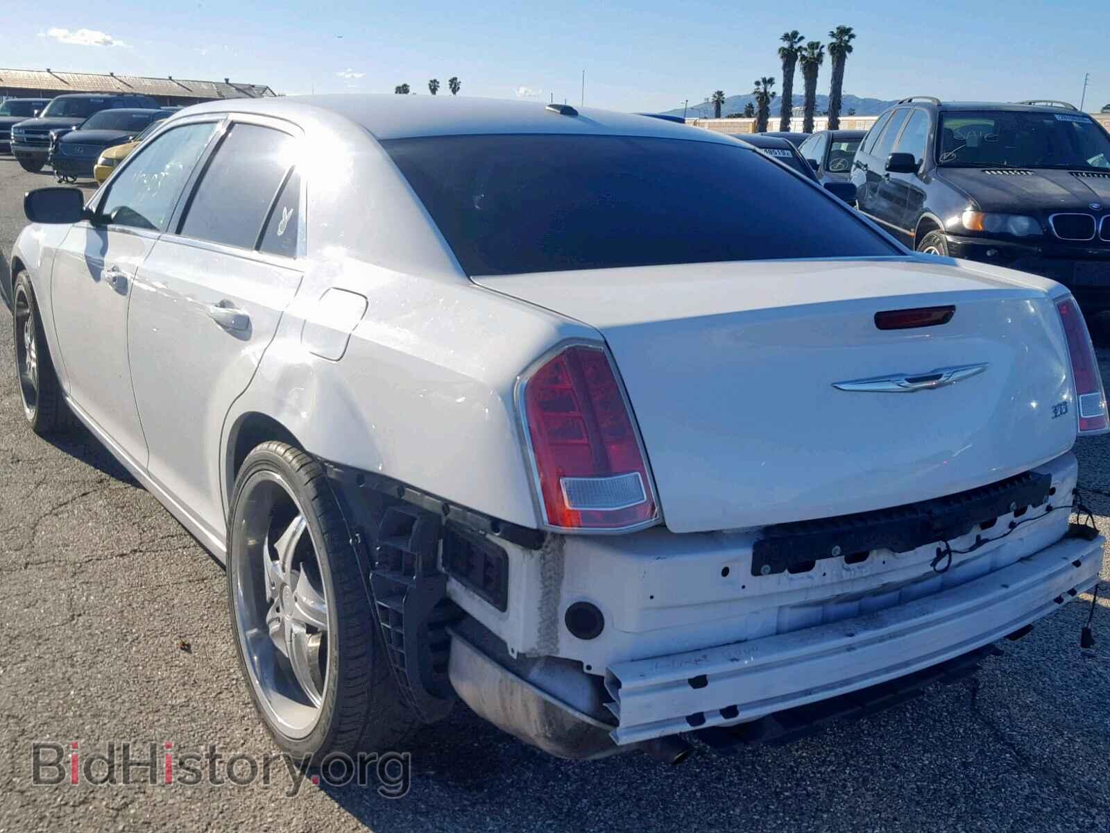 2011 CHRYSLER 300 - VIN: 2C3CA4CG0BH562705 - Фото 3