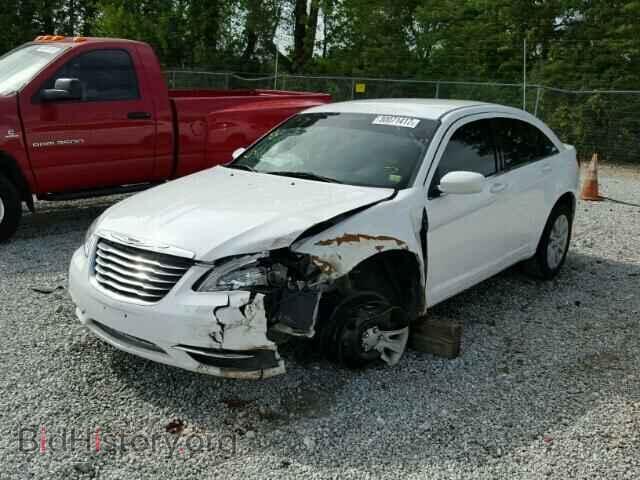 2012 CHRYSLER 200 - VIN: 1C3CCBAB4CN139141 - Фото 2
