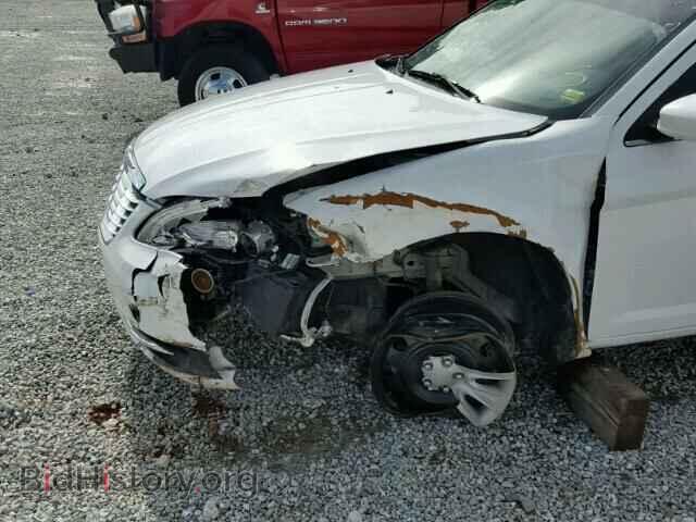 2012 CHRYSLER 200 - VIN: 1C3CCBAB4CN139141 - Фото 9