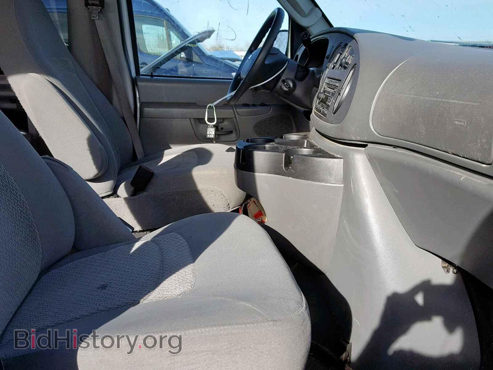 2006 FORD ECONOLINE - VIN: 1FBNE31LX6DA68135 - Фото 5