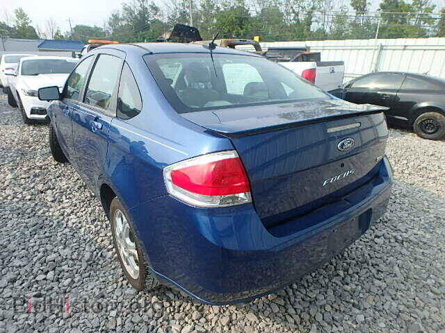 2008 FORD FOCUS - VIN: 1FAHP35N88W182811 - Photo 3