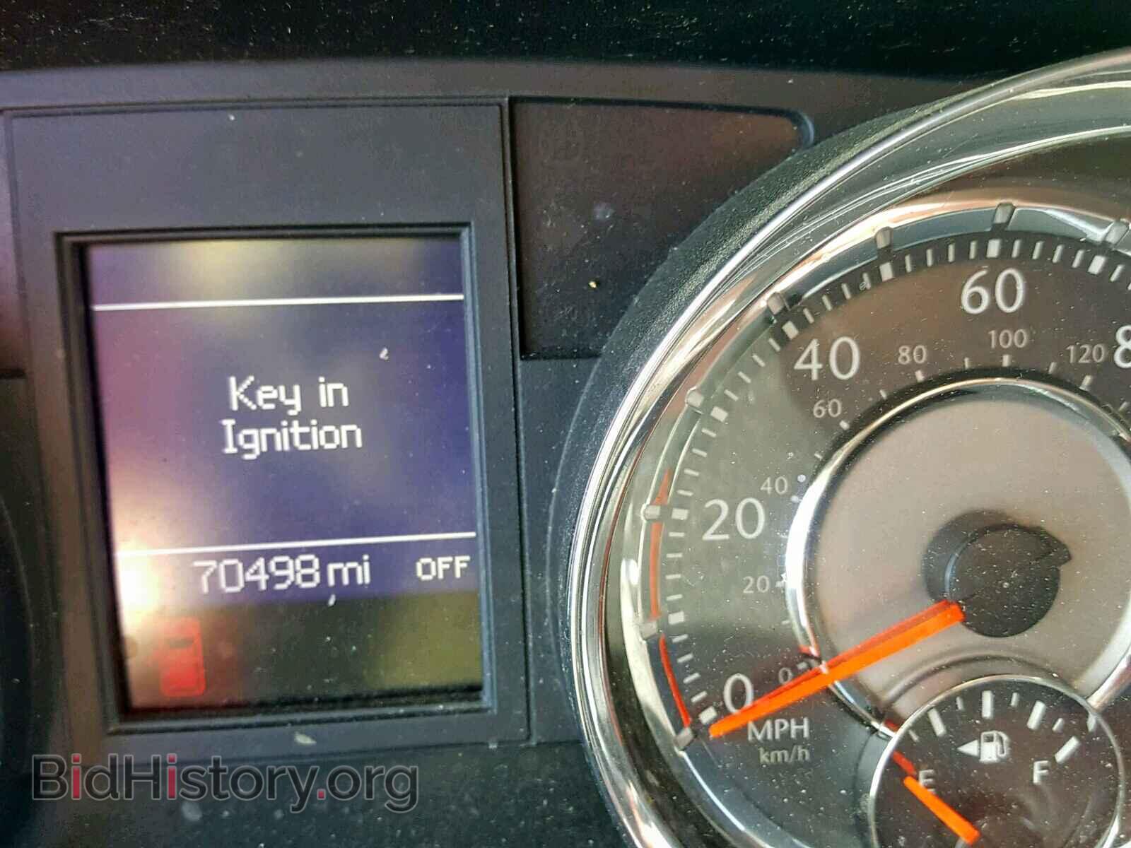 2014 CHRYSLER TOWN & COU - VIN: 2C4RC1BGXER403639 - Фото 8