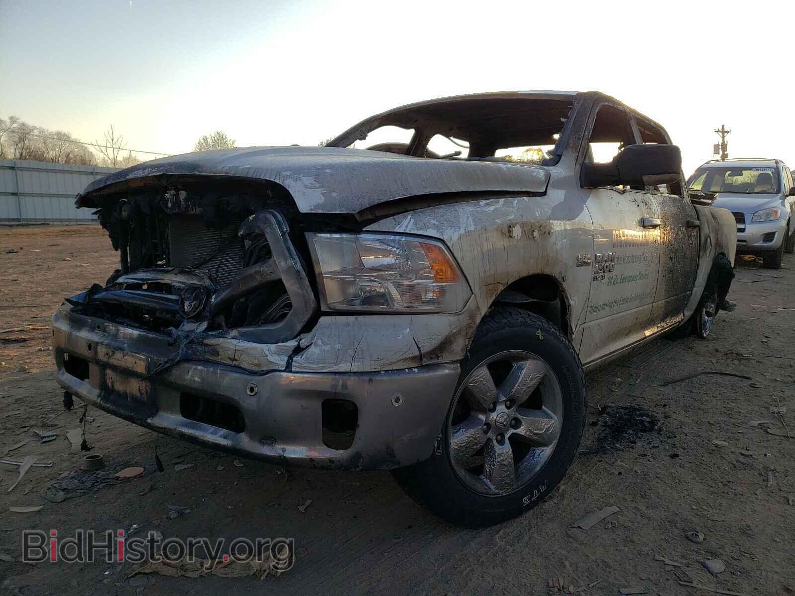 2019 RAM 1500 - VIN: 1C6RR7LT4KS557553 - Фото 2