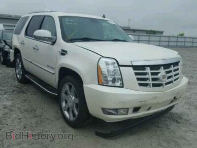 2014 Cadillac ESCALADE Escalade L, white — VIN 1GYS4BEF2ER236376, Copart