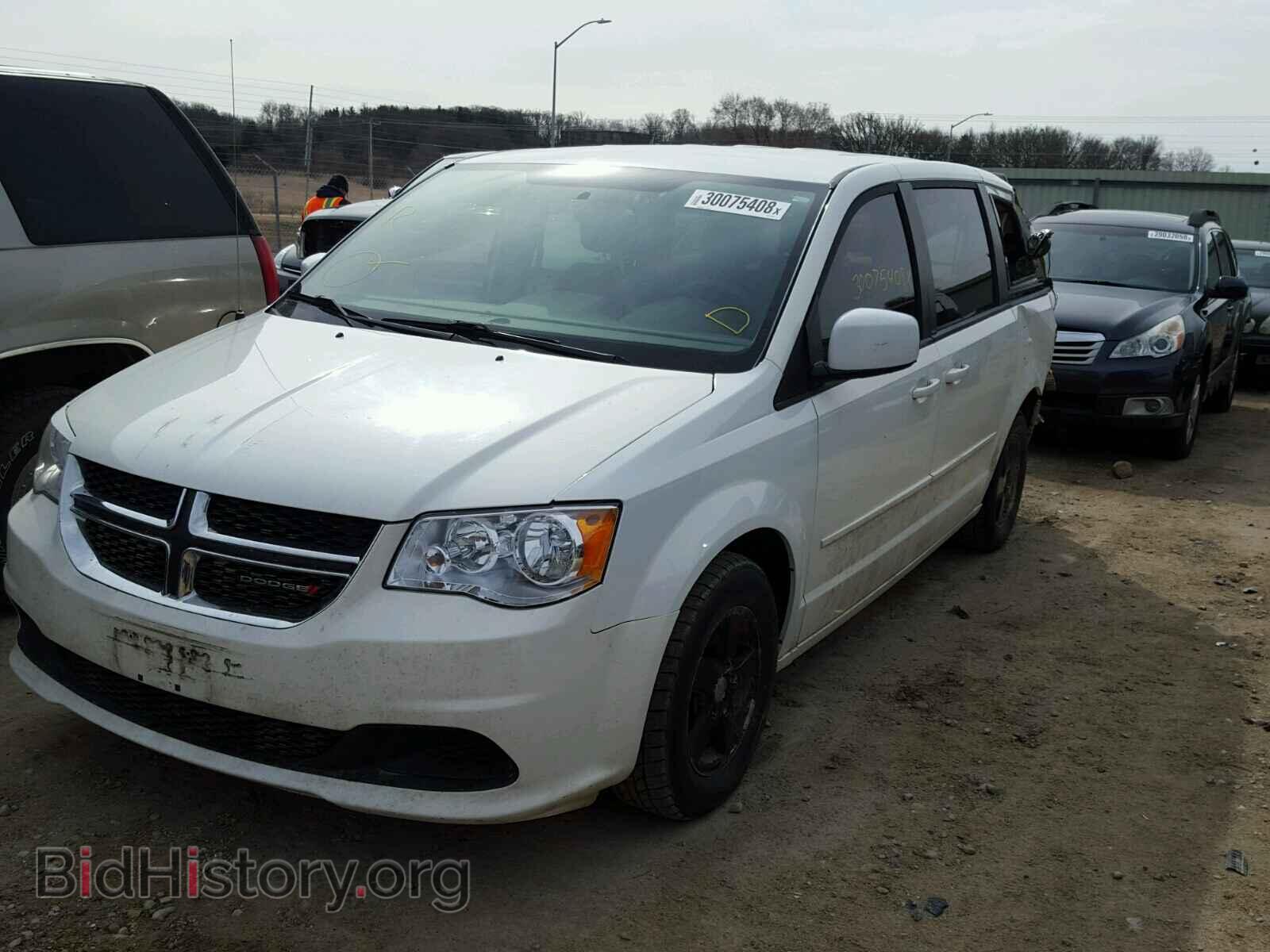 2013 DODGE CARAVAN - VIN: 2C4RDGCG9DR573813 - Фото 2