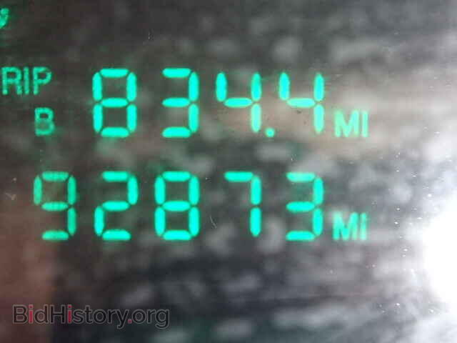 2000 CADILLAC DEVILLE - VIN: 1G6KD54Y5YU331139 - Photo 8