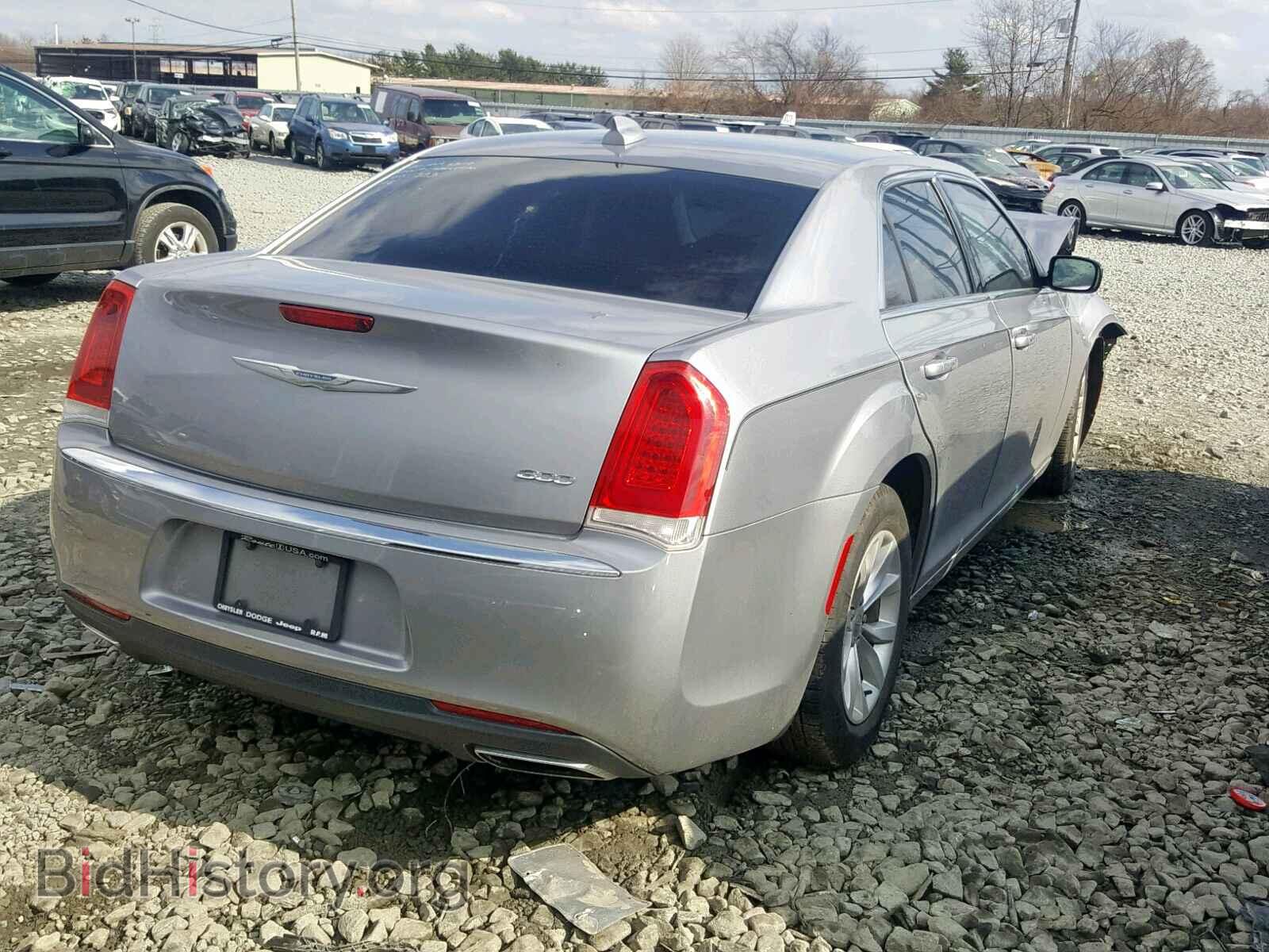 2015 CHRYSLER 300 - VIN: 2C3CCAAG6FH881883 - Фото 4