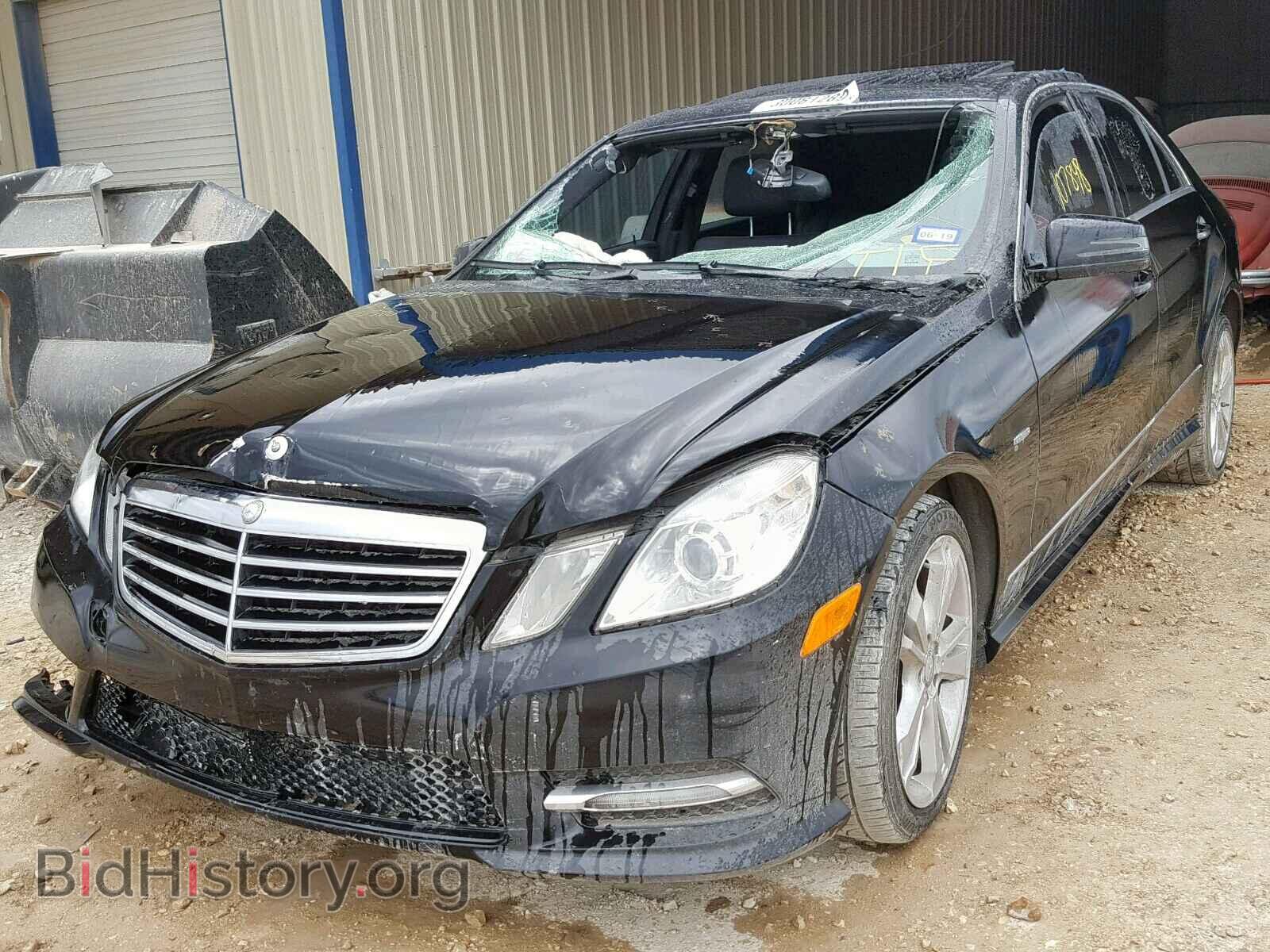 2012 MERCEDES-BENZ E 350 - VIN: WDDHF5KB5CA572988 - Фото 2