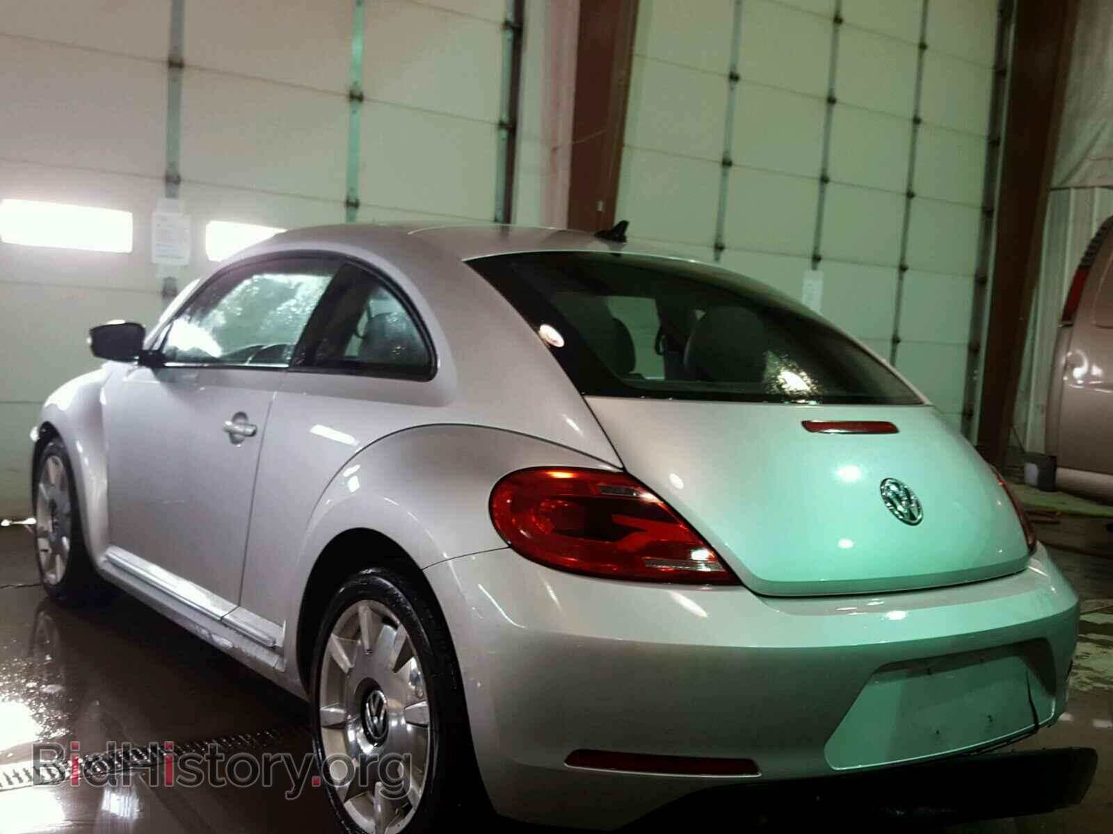 2012 VOLKSWAGEN BEETLE - VIN: 3VWJP7AT6CM602451 - Фото 3