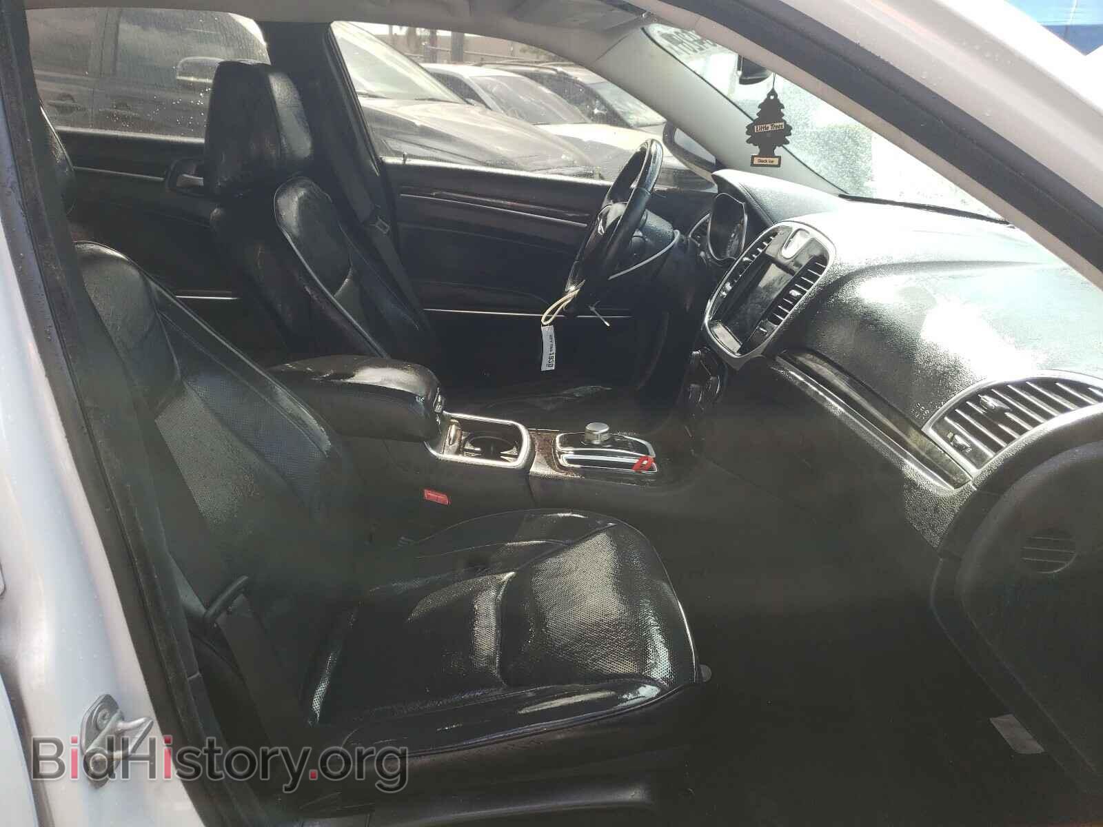 2016 CHRYSLER 300 - VIN: 2C3CCAEG9GH207190 - Фото 5
