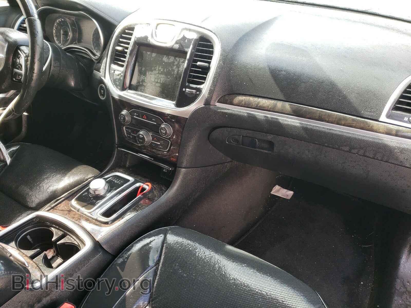 2016 CHRYSLER 300 - VIN: 2C3CCAEG9GH207190 - Фото 9