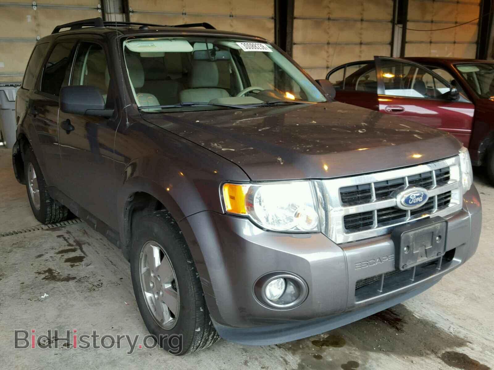Photo 1FMCU9D74BKB61239 - FORD ESCAPE 2011