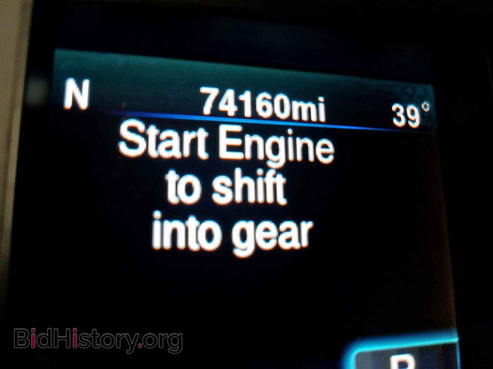 2014 CHRYSLER 300 - VIN: 2C3CCAGG2EH181591 - Фото 8