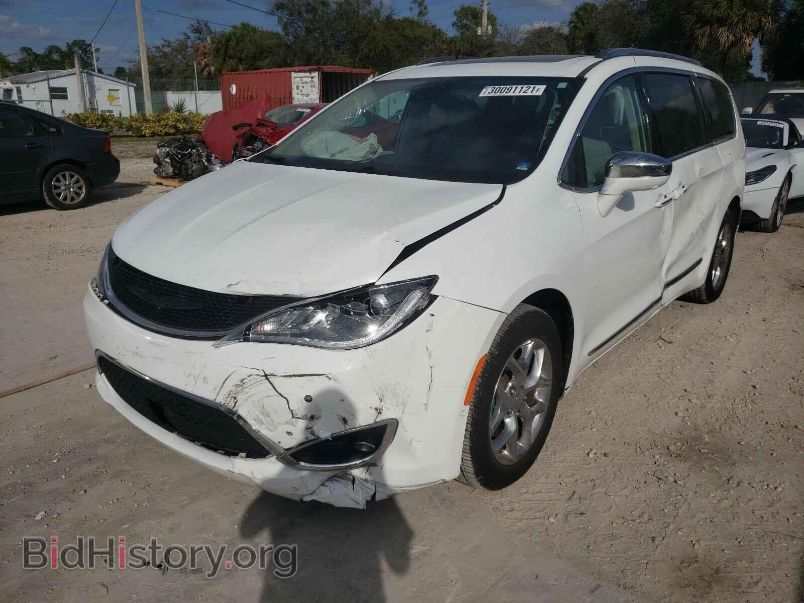 2017 CHRYSLER PACIFICA - VIN: 2C4RC1GG7HR559991 - Photo 2