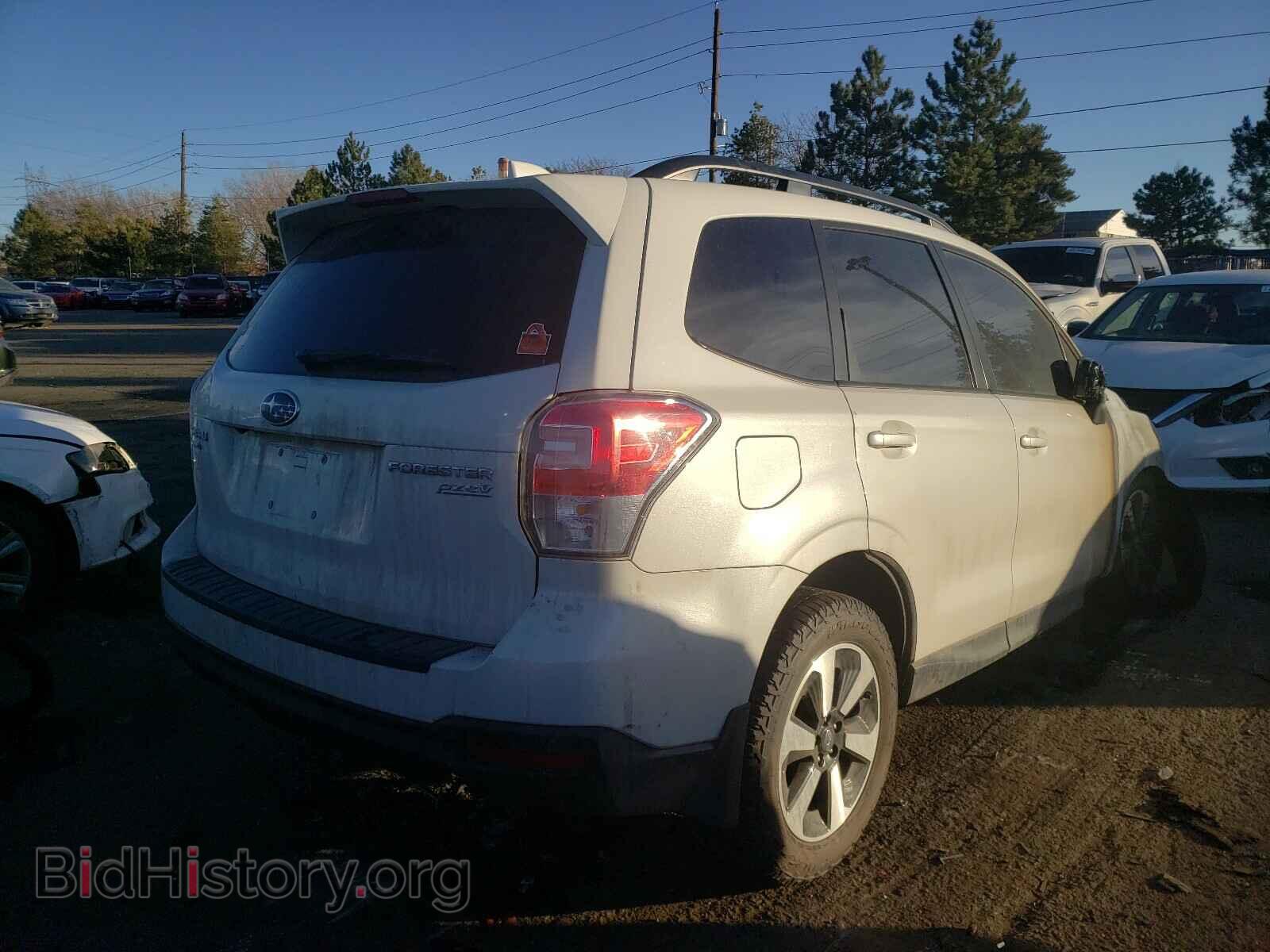 2017 SUBARU FORESTER - VIN: JF2SJAEC3HH412071 - Photo 4