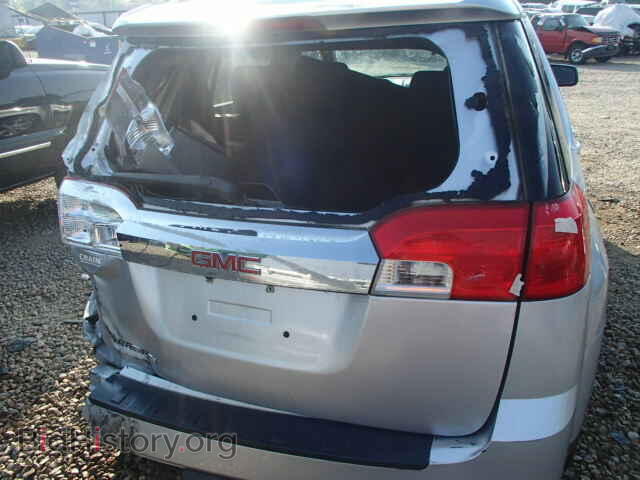 2011 GMC TERRAIN - VIN: 2CTALSEC5B6388559 - Photo 10