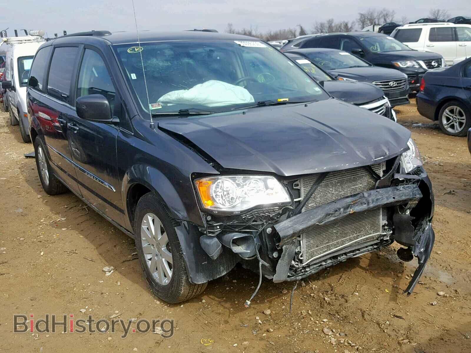 Photo 2C4RC1BG0FR715664 - CHRYSLER TOWN & COU 2015