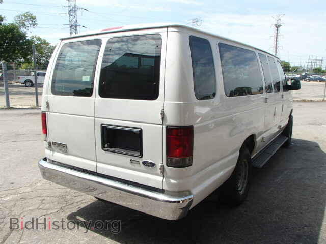 2011 FORD ECONOLINE - VIN: 1FBSS3BL4BDA75179 - Photo 4