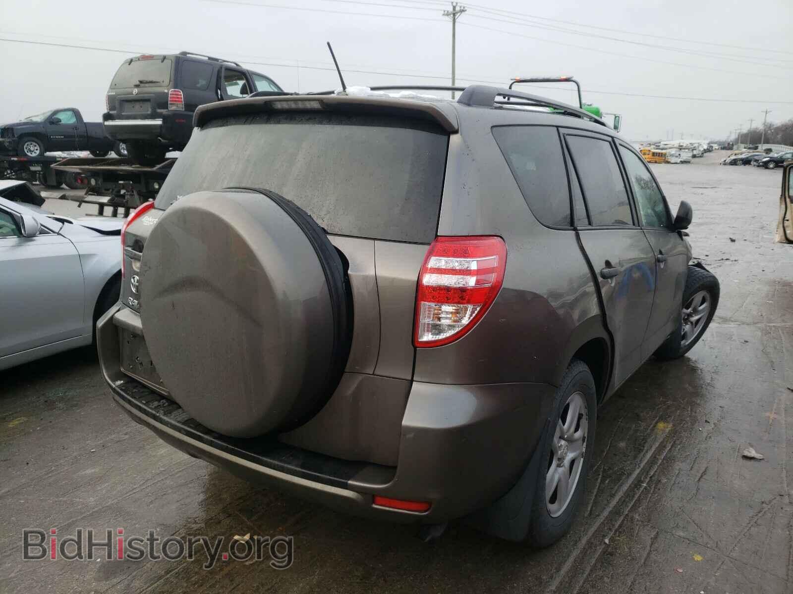 2011 TOYOTA RAV4 - VIN: 2T3ZF4DV5BW106106 - Photo 4
