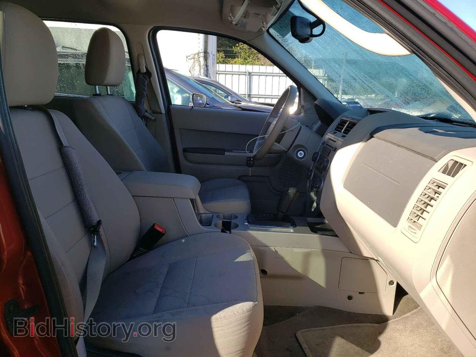 2011 FORD ESCAPE - VIN: 1FMCU0D76BKB64509 - Фото 5