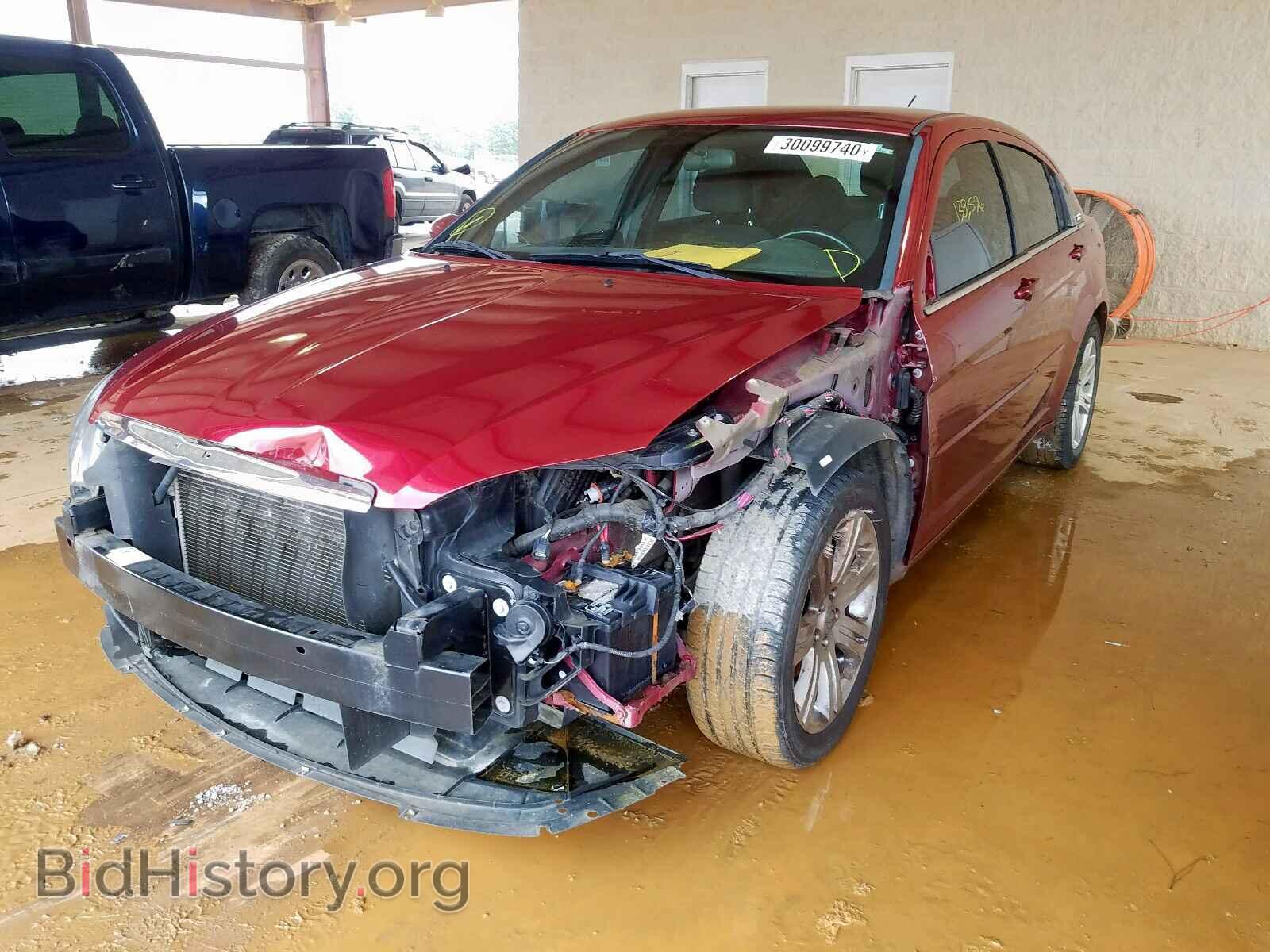 2013 CHRYSLER 200 - VIN: 1C3CCBBB0DN656730 - Photo 2