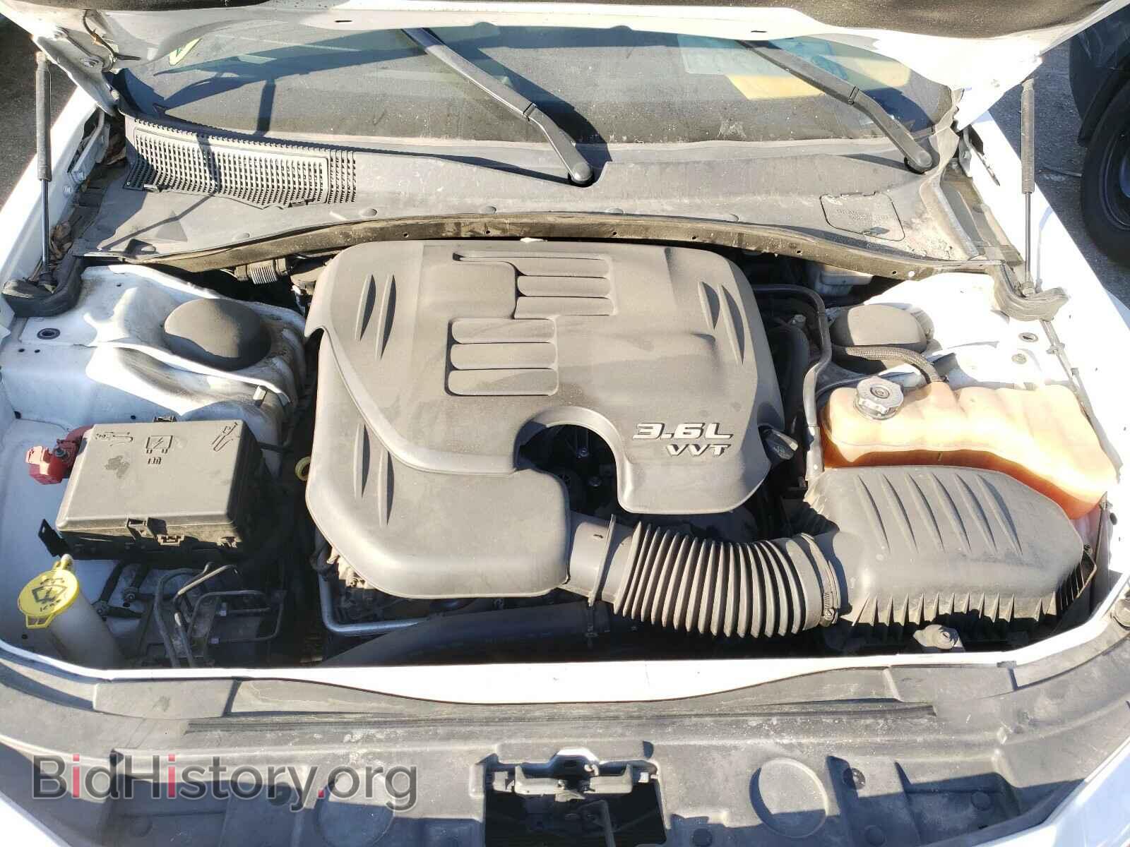 2014 CHRYSLER 300 - VIN: 2C3CCAEG4EH354644 - Фото 7