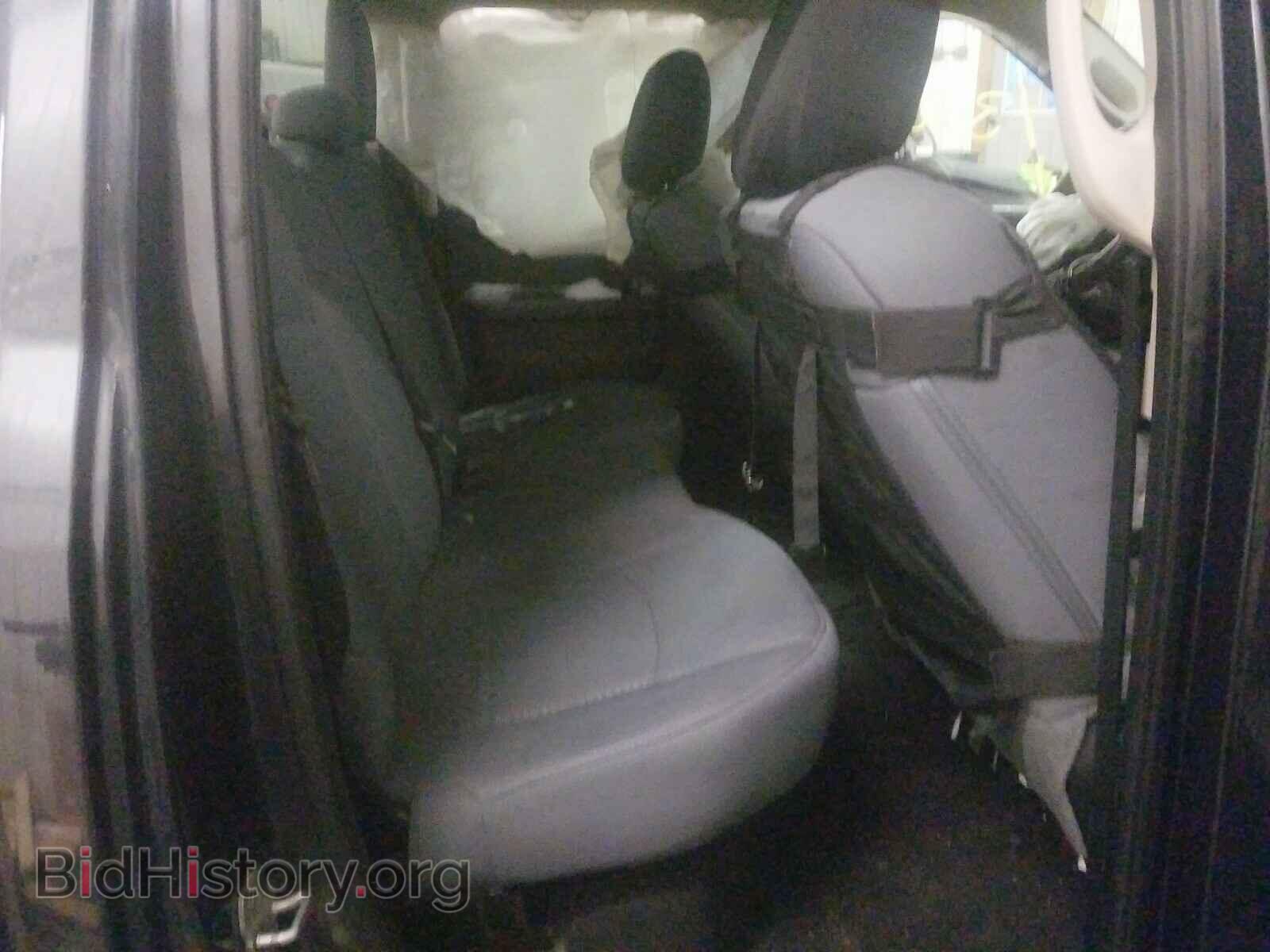 2014 RAM 1500 - VIN: 1C6RR7FT9ES195042 - Photo 6