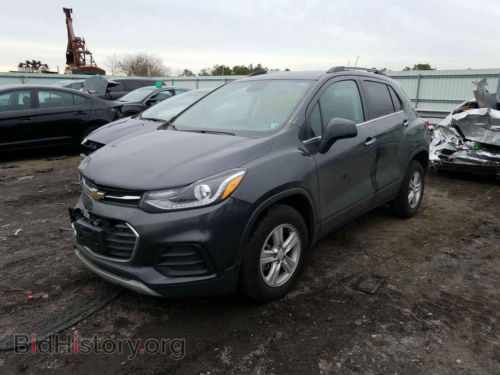 2020 CHEVROLET TRAX - VIN: 3GNCJPSB4LL249949 - Фото 2
