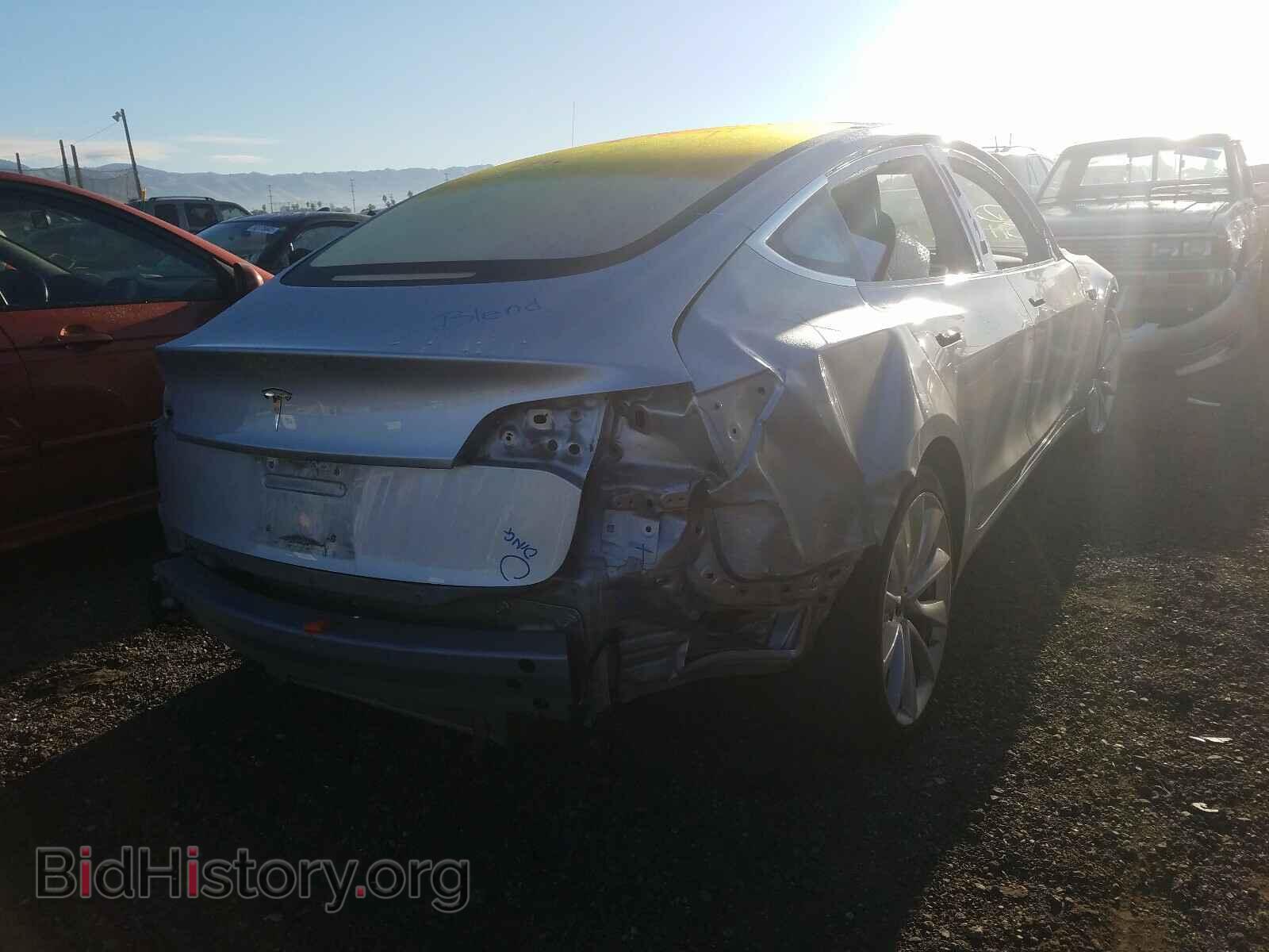 2018 TESLA MODEL 3 - VIN: 5YJ3E1EA2JF048463 - Фото 4