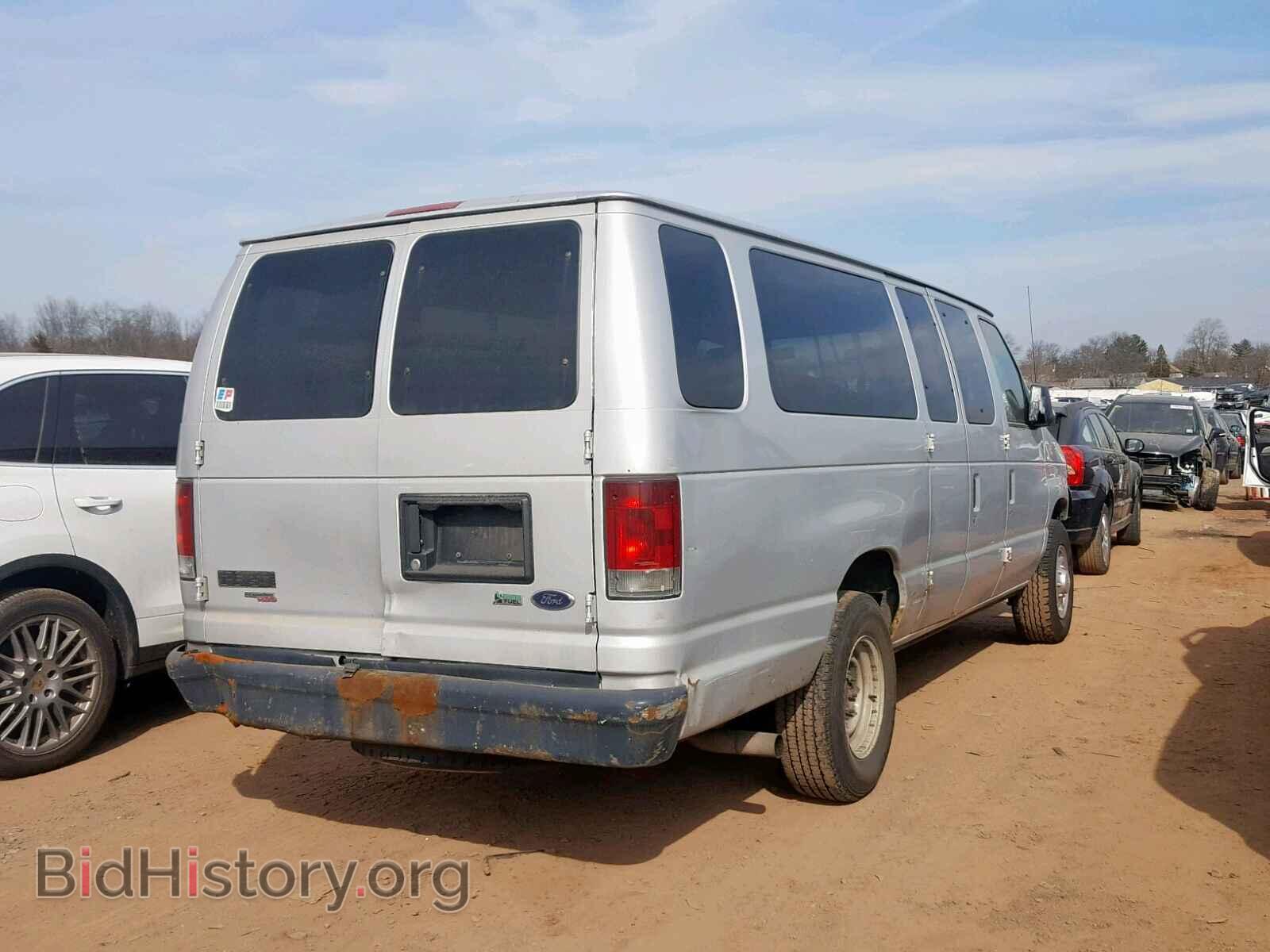 2010 FORD ECONOLINE - VIN: 1FBSS3BL3ADA76581 - Фото 4