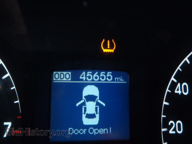 2011 HYUNDAI GENESIS - VIN: KMHGC4DE6BU124543 - Фото 8