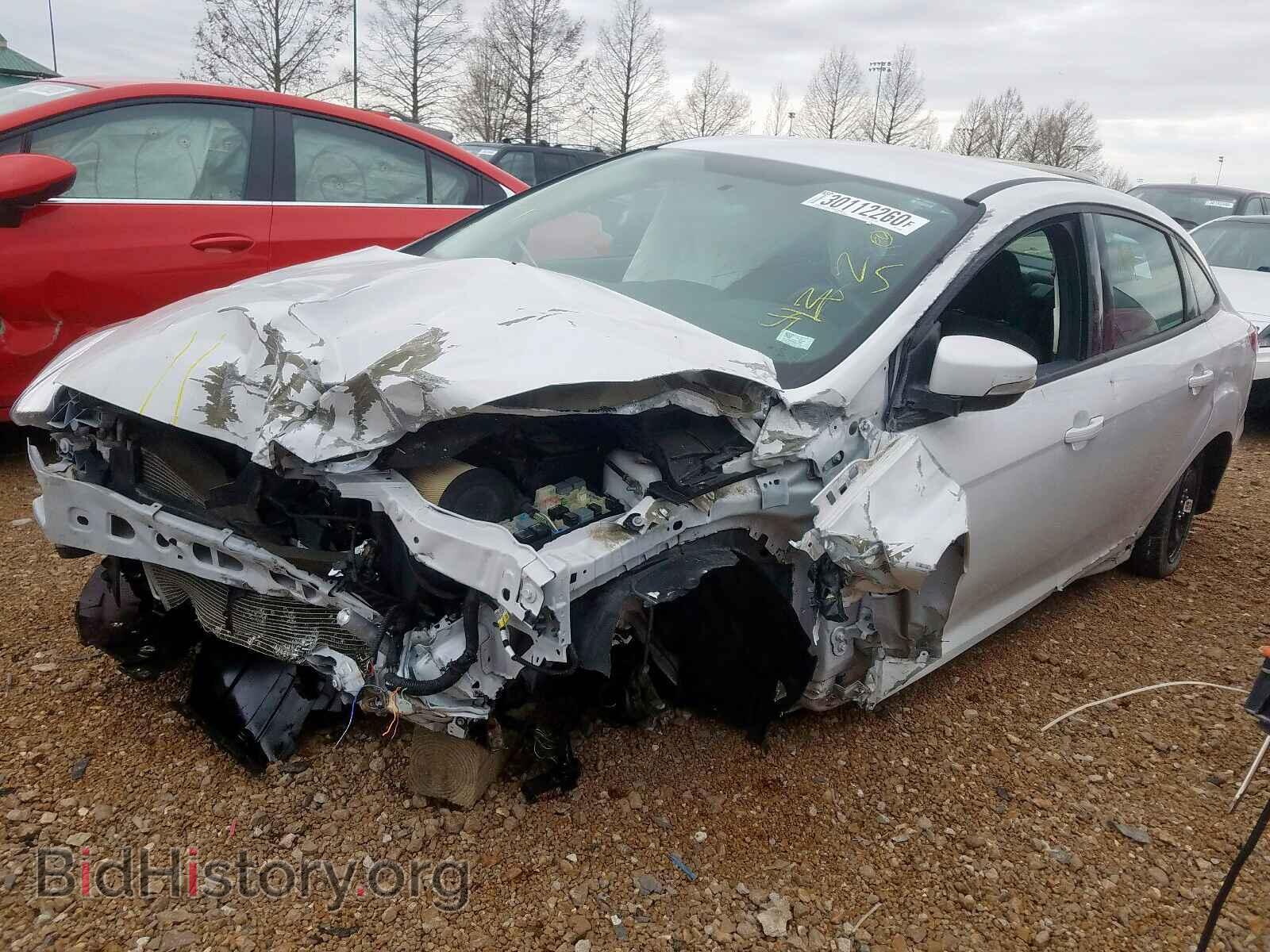 2016 FORD FOCUS - VIN: 1FADP3F22GL361493 - Фото 2