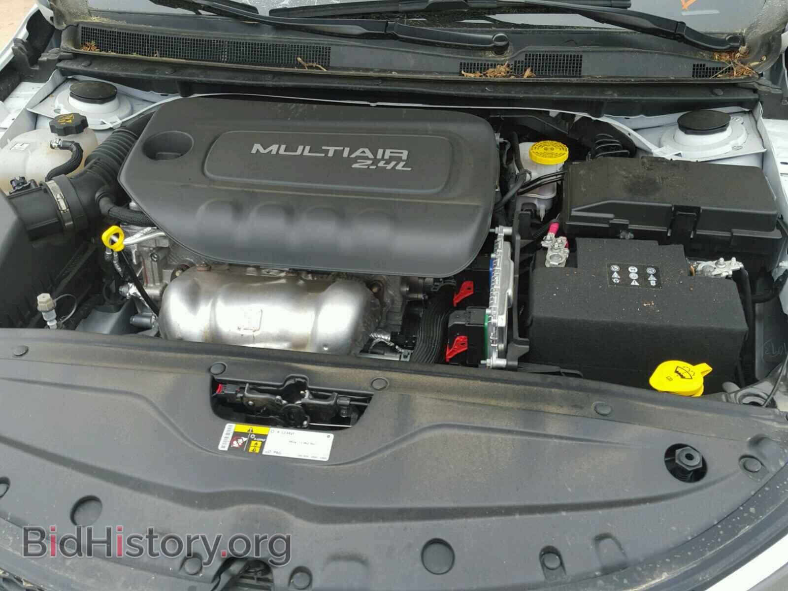 2017 CHRYSLER 200 - VIN: 1C3CCCAB1HN502380 - Фото 7