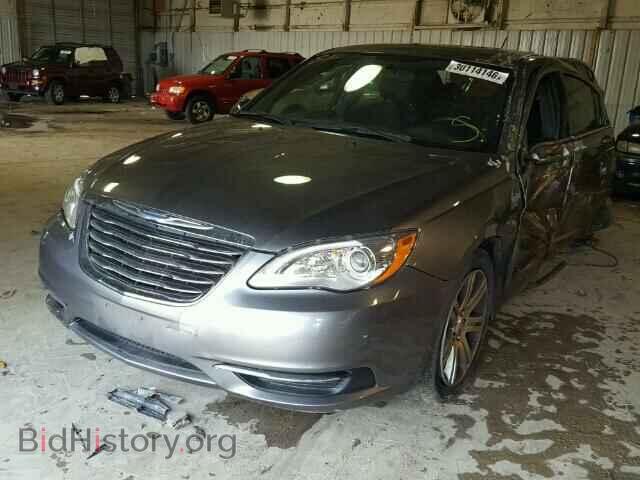 2013 CHRYSLER 200 - VIN: 1C3CCBBB7DN743329 - Фото 2
