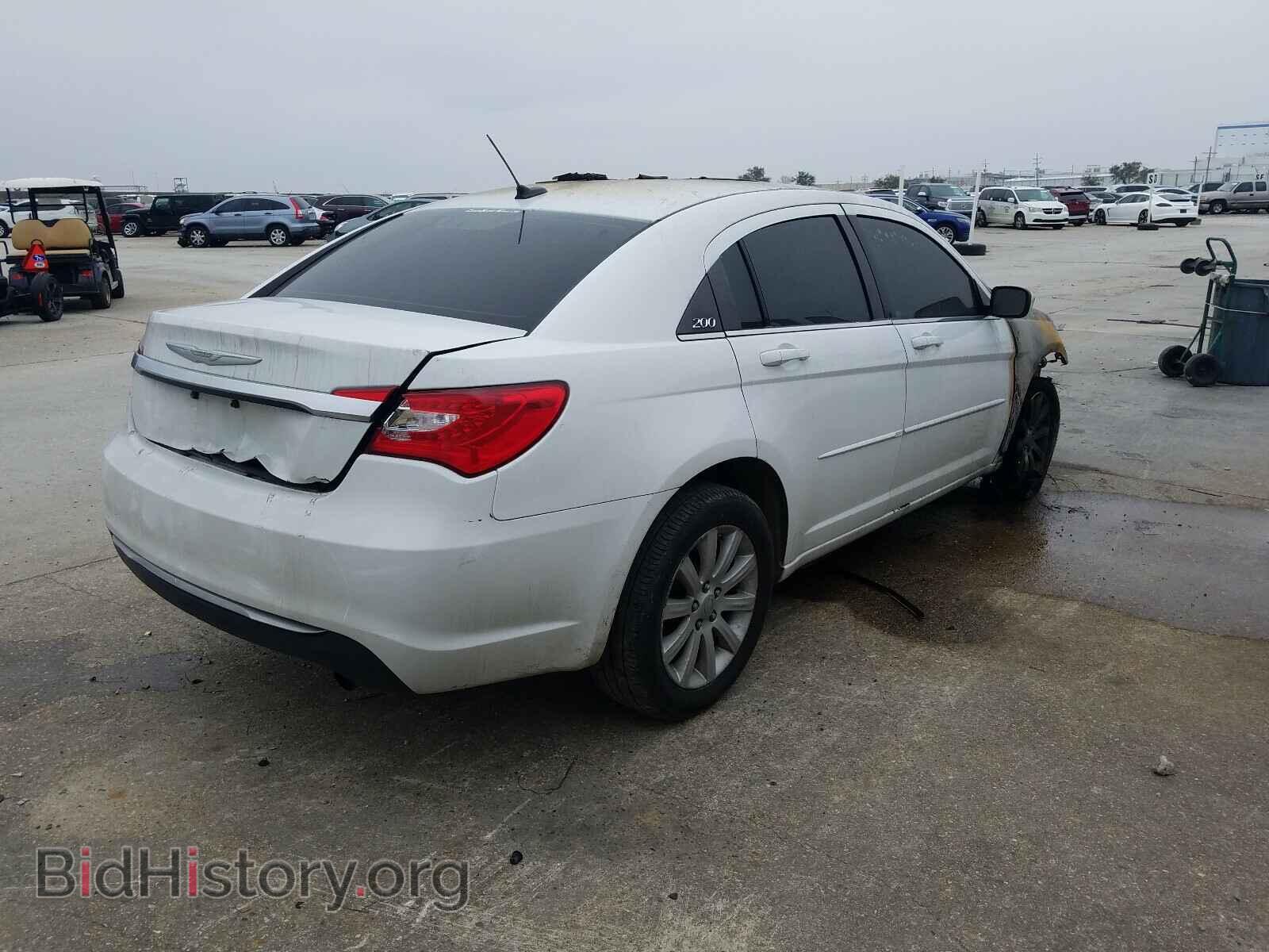 2012 CHRYSLER 200 - VIN: 1C3CCBBB8CN212610 - Фото 4