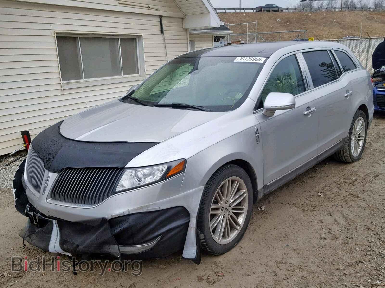 2013 LINCOLN MKT - VIN: 2LMHJ5AT8DBL58554 - Фото 2