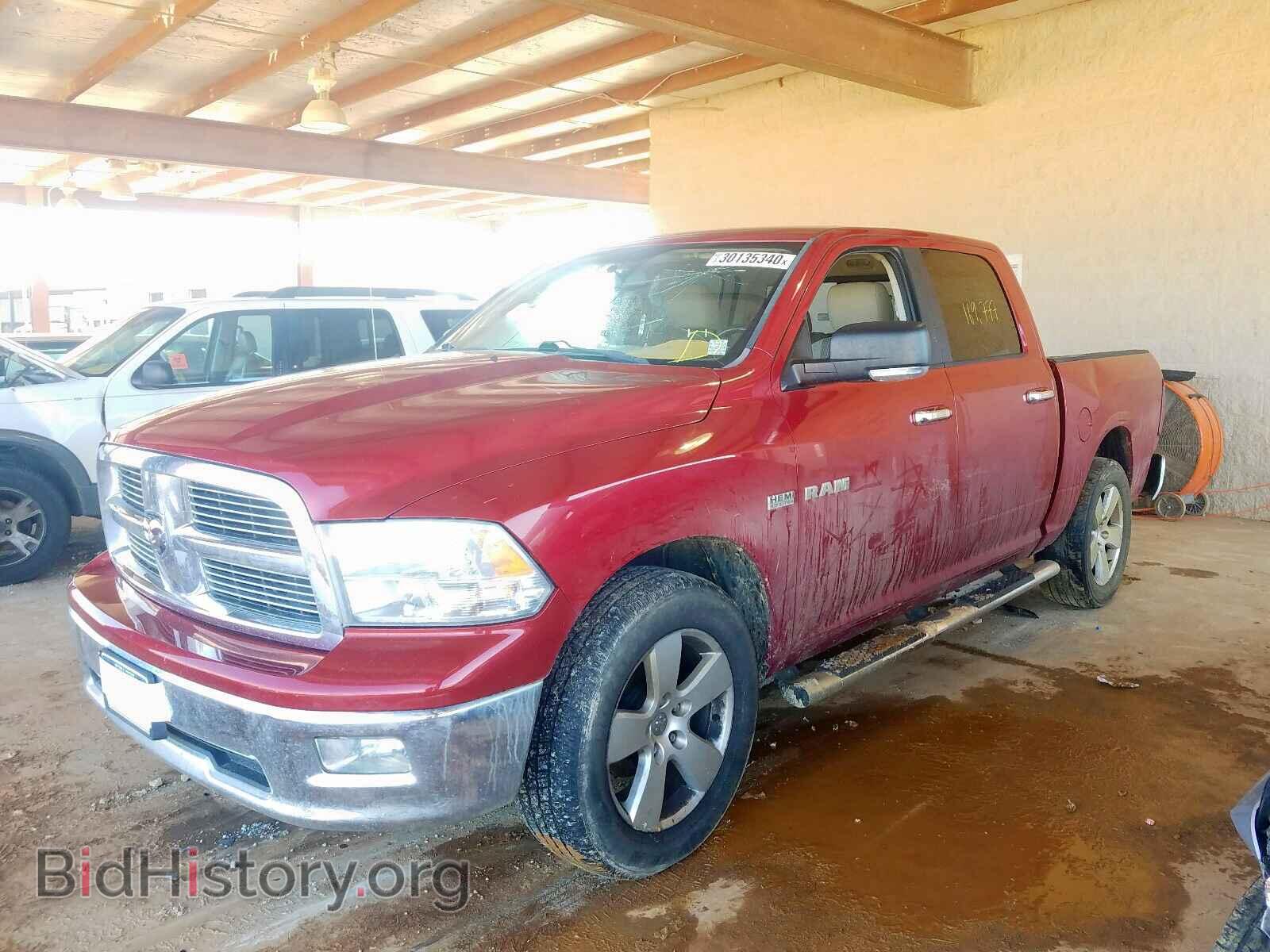 2010 DODGE RAM 1500 - VIN: 1D7RV1CT5AS256179 - Фото 2