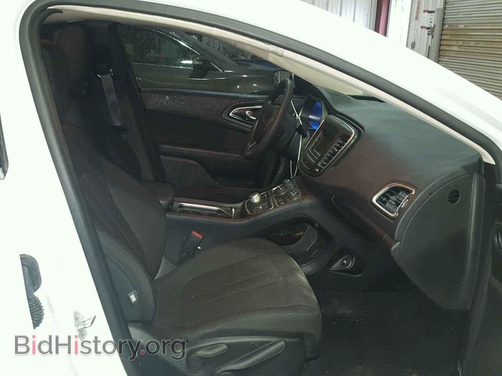 2016 CHRYSLER 200 - VIN: 1C3CCCAB5GN171611 - Фото 5