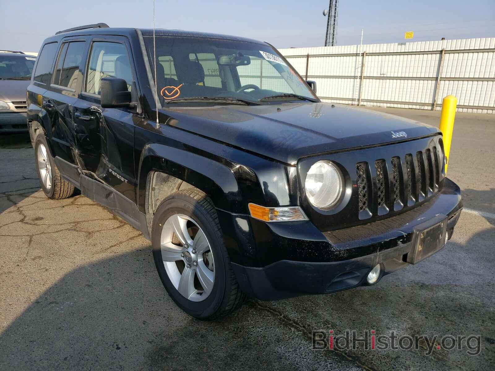 Photo 1C4NJPFB8DD255983 - JEEP PATRIOT 2013